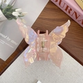 Irisierende rosa Schmetterling-Haarklammer mit Perlglanz-Effekt und Goldfeder - Orange-Rosa