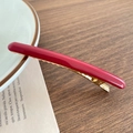 Minimalistische tiefrote Haarspange aus Acetat mit goldener Entenschnabelklemme - Burgunderrot