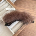 Elegante pinza de pelo tipo banana en felpa marrón oscuro para coleta alta de otoño - Marrón