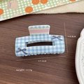 Blue and white checkered acrylic claw clip with a pink bow and yellow lines, 7.5cm - Blue Plaid Rectangle (X679-4)