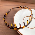 Cerchietto classico tartarugato con denti a pettine in resina ambrata lucida - Tartarugato Scuro