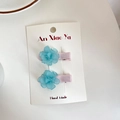 Set van twee lichtblauwe matte bloemen haarspeldjes voor meisjes met roze stof - Blauwe Bloem