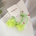 Set van twee lichtgroene bloemen haarelastiekjes met doorschijnende harsbloemen - Set van 2 / Groene Bloem