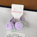 Lot de deux chouchous fleurs de camélia violettes avec pétales en soie et feuilles vertes - Cravate à cheveux / Violet