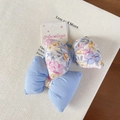 Ensemble de chouchous avec nœuds en tissu fleuri et bleu clair pour filles sur carte - Floral Bleu