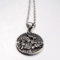 Collier avec pendentif Viking rétro en acier argenté pour hommes et femmes - Pendentif Rond Corbeau Sans Chaîne