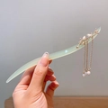 Retro Lily of the Valley hairpin with golden bird charm and hanging pearl tassels - Light Green Bird Three Tassel Pearl Style (19)