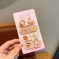 Set di mollette ricamate carine per bambine color caffè latte su cartoncino rosa - Set di mollette per capelli / Stile Coniglio Torta (4)