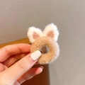 Clip de pelo de orejas de conejo de felpa beige para niños con textura 3D suave - Coletero Orejas de Gato Marrón