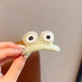 Lindo clip de pelo de rana verde de peluche con ojos grandes para accesorios infantiles - Pinza para el Cabello Ojos de Rana Verde