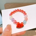 Buntes Acryl-Perlenarmband für Mädchen mit einem niedlichen roten Wassermelonen-Anhänger - Wassermelonen Stil Armband