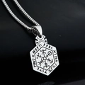 Collar vikingo brújula Vegvisir de acero inoxidable con colgante de runas nórdicas en plata - Tipo estándar / Plateado