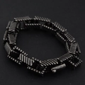 Industrielles schwarzes quadratisches Panzerarmband aus strukturiertem Edelstahl für Damen und Herren - Vintage Gestreift Quadratisch Panzerkette