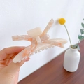 Pinza per capelli a fiocco in acetato marmorizzato beige con elegante stile francese - Rosa