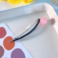 Fermaglio per capelli a banana nero con perla rosa traslucida e barra in metallo argento - Rosa Sfera