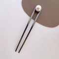 Minimalistische dunkelgraue U-Haarnadel mit einer großen weißen Perle verziert - 4# Waffenschwarz