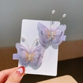Par de pinzas para el cabello de mariposa bordadas en violeta con detalles de perlas - Mariposa Morada