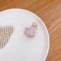 Mini pince à cheveux coeur dorée avec finition nacrée violette pour femme - Cœur Rose Et Violet
