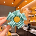 Pince à cheveux fleurie à carreaux vichy verts pour filles en tissu doux avec cœur jaune - Fleur à Carreaux Verts