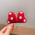 Dettaglio del fiocco in velluto rosso a pois bianchi con fermaglio a becco d'anatra - Fermaglio per Capelli Grande