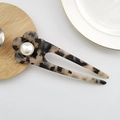 Elegant leopard acetate hair stick with flower design and white pearl inlay - Light Leopard