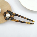 Elegant tortoiseshell U-shaped hair pin with floral design and white pearl detail - Dark Leopard Print