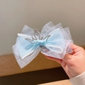 Pinza para el pelo con lazo de malla azul cielo con corona de plata y perlas para niñas - Azul