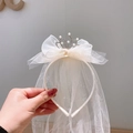 Diadema de princesa con lazo de malla blanca, corona plateada y velo largo y fluido - Amarillo