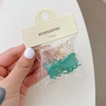 Mini-Haarklammern-Set aus Kunststoff in Rosa und Grün auf einer Zubehörkarte - Quadrat Champagner & Grün