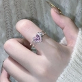 Franse vintage ring met roze hartvormige diamant en zilveren band aan de hand - Verstelbaar Open / Roze Strass Hart (Zilver)