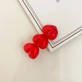 Pinza para el pelo con tres corazones rojos de resina brillante para mujer - Rojo