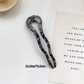 Grijze marmeren acetaat U-vormige haarspeld voor knotkapsels maat 11,5cm x 3,3cm - Kleine Golf Donkergrijs Marmer (C809)