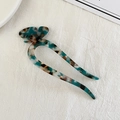 U-förmige Haarnadel aus Acetat mit Schmetterlings-Marmormuster in Dunkelgrün und Creme - Cyan-Serie