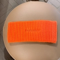 Diadema gruesa de lana tejida naranja con bordado de Masonprince y textura de canalé - Naranja