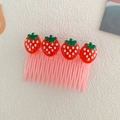 Pettine per capelli rosa da ragazza con quattro fragole rosse e undici denti - Fragola Rossa