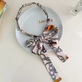 Serre-tête en soie rose avec motif couronne, grand nœud et longs rubans au style vintage - Rose Doux