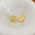 Orecchini a perno in argento S925 con trama a onde dorate irregolari in stile francese - Oro
