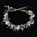 Fascia per capelli da sposa con fiori di stoffa rosa e bianchi, perle e nastri dorati fini - caffè