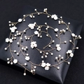 Handmade bridal hair vine with golden wire, white resin flowers, and faux pearls - Five-petal Flower Style / Gold