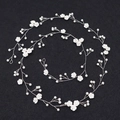 Lunga vite per capelli da sposa con fiori bianchi e perle su filo d'argento - Vite intrecciata a mano / Argento