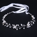 Cerchietto da sposa argento fatto a mano con strass scintillanti e motivi floreali - Argento