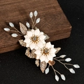 Elegante fermaglio per capelli da sposa con fiori bianchi e foglie dorate per nozze - Oro