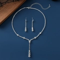 Parure de bijoux de mariée étincelante avec collier en cristal et boucles d'oreilles - Collier + Boucles d'oreilles