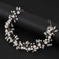 Eleganter Brauthaarschmuck mit weißen Perlen und Marquis-Strass auf Golddraht - Goldfaden