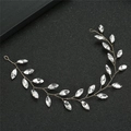 Diadema nupcial minimalista con cristal de marquesa y diseño de vid en alambre dorado - Dorado