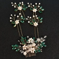 Détail du set de 5 accessoires de mariage avec cristaux verts et perles dorées - Vert