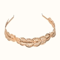 Detaillierte Makroansicht des Roségold-Blattstirnbands mit feinen hohlen Metallstrukturen - Stil 8