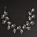 Vigne de cheveux de mariée faite main avec fil d'argent, perles blanches et cristaux - Argent (Style 6)
