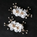 Eleganti clip per scarpe da sposa con petali di garza fatti a mano e strass in oro - Set da 2 - Doppio Fiore Bianco