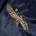 Pettine per capelli con foglie dorate, perle barocche e cristalli su seta blu - Oro